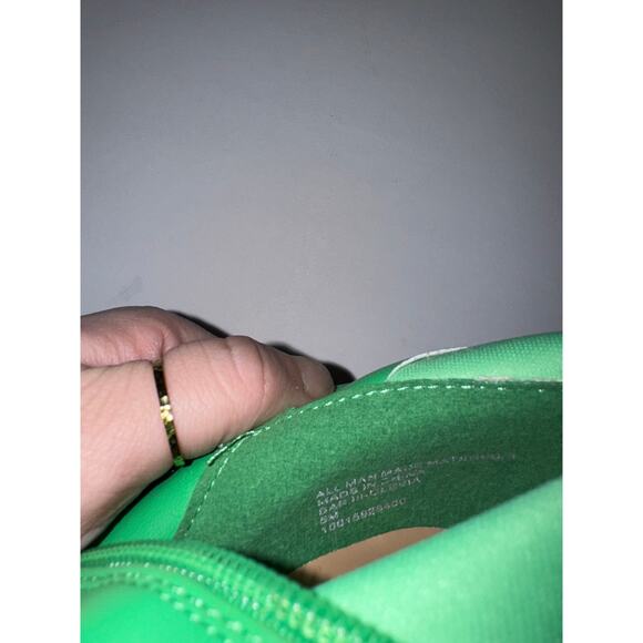 Bar III Green Stretch Comfort Olevia Pointed Toe Flare
Zip-Up Booties - Picture 6 of 7